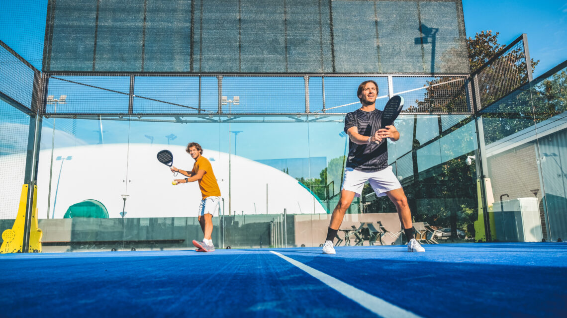 Kenapa Semua Orang Mulai Main Padel Tenis?