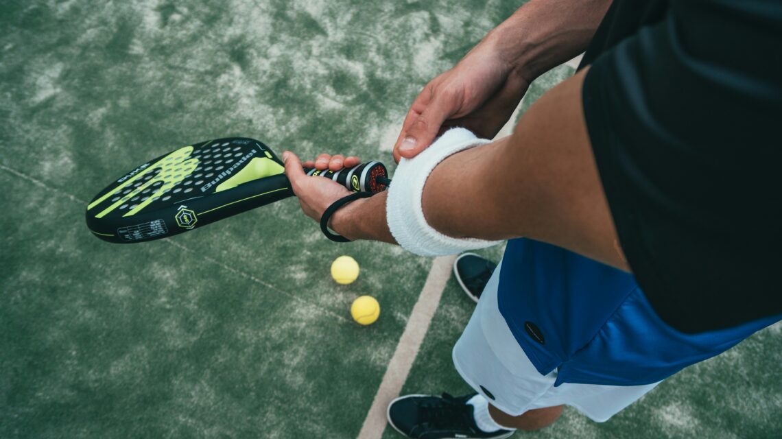 latihan fisik dan teknik padel